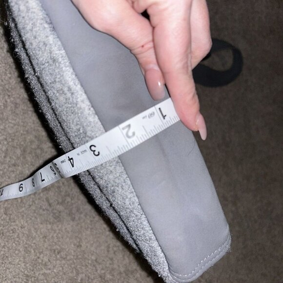 Merrell Gray Wool Blend Lightweight Rectangle Shoulder Strap Crossbody Bag - Picture 9 of 9